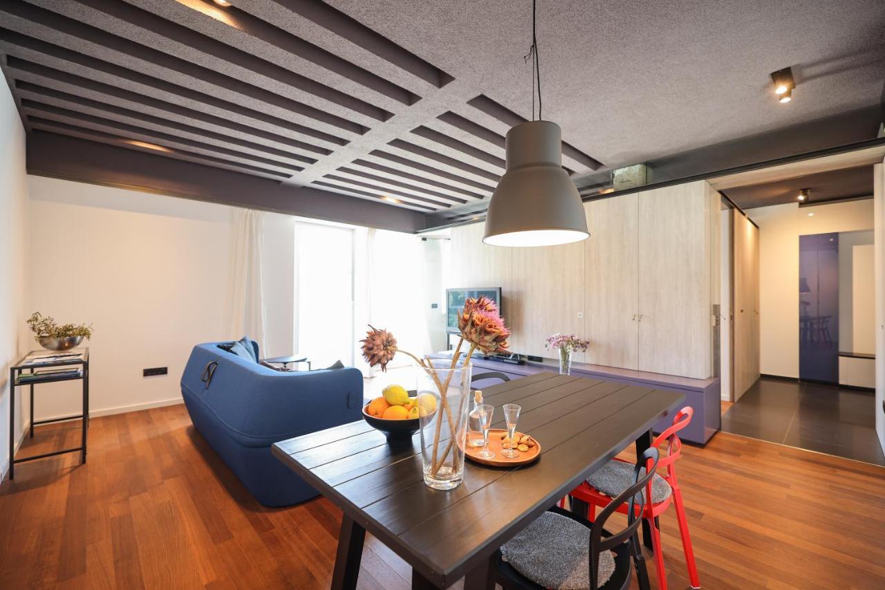 F Apartment *